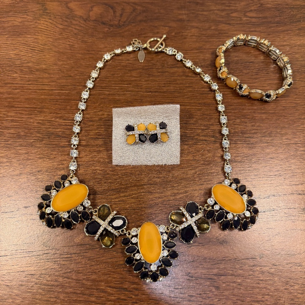 GORGEOUS Jewelry Set